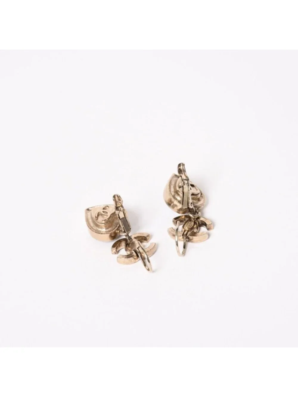 Chanel Earrings CC Logo Heart Black Silver 06
